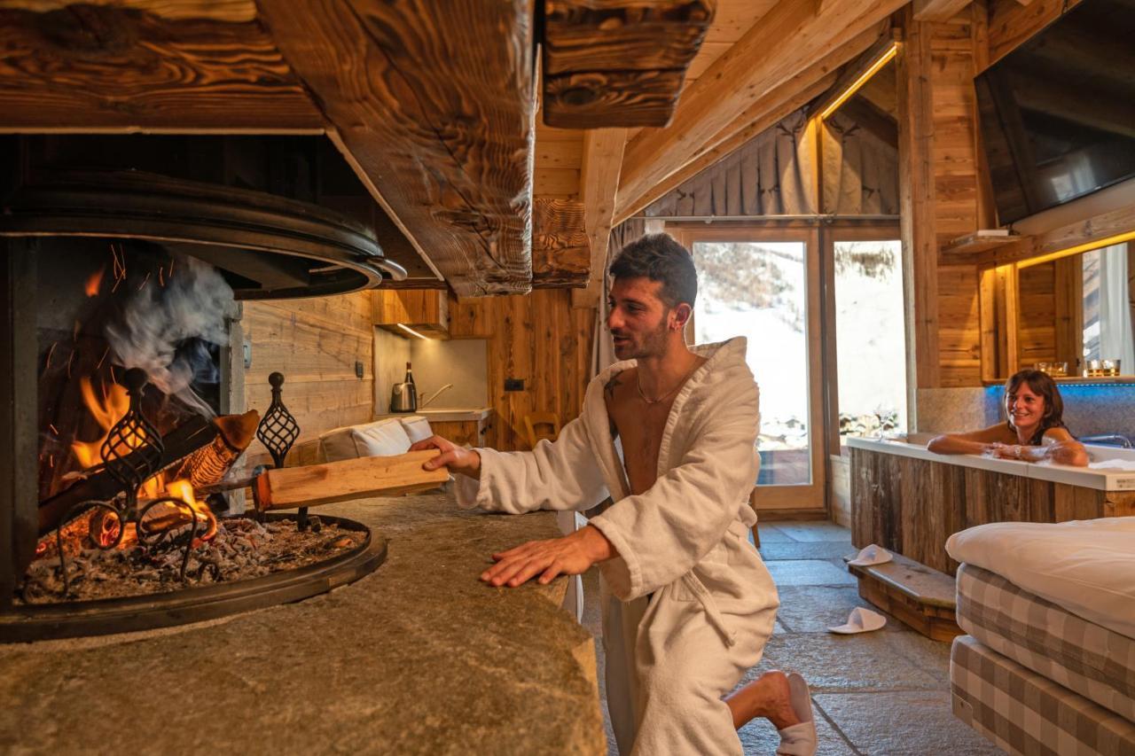 Suite Chalet with Fireplace